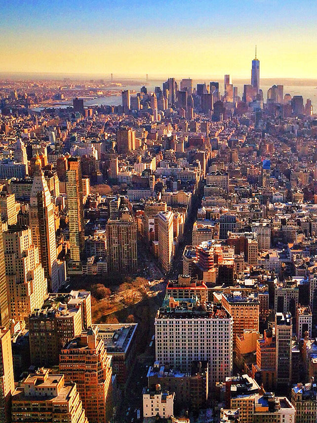 A view of Manhattan from the Empire State Building at sunset. ©Stacey Bramhall