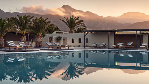 Hébergement - Numo Ierapetra Resort, Curio Collection Hilton - Vue sur piscine - Crete